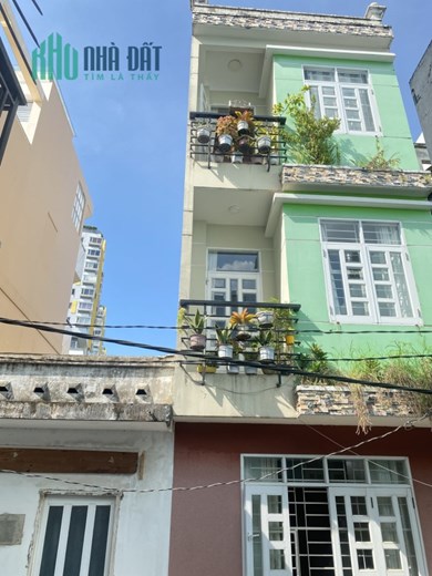 Bán nhà mới Hẻm xe hơi Cao Thắng, Q10. 32m2 2Tầng. Chỉ nhỉnh 4 tỷ