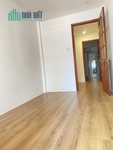 Bán nhà mới Hẻm xe hơi Cao Thắng, Q10. 32m2 2Tầng. Chỉ nhỉnh 4 tỷ