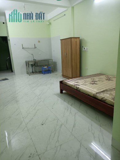 Cho thuê nguyên căn Khương Hạ 45m2, mt5m, 4T, 6 ngủ, 15 triệu/th. Thanh Xuân.