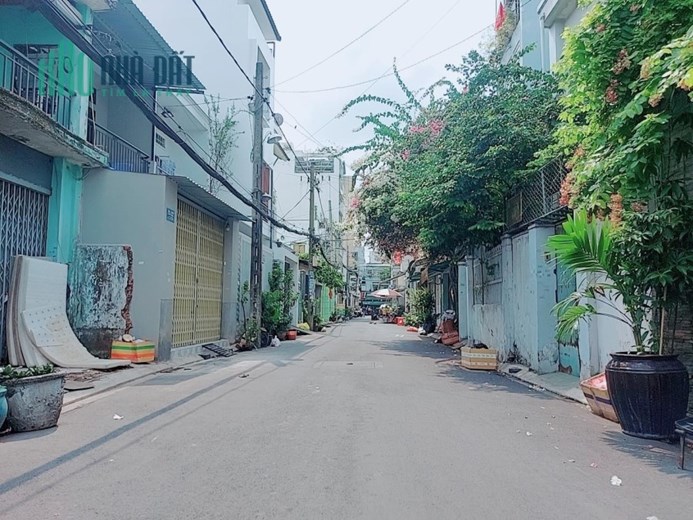 Bán nhà C4 80m2 2 mặt hẻm xe tải tránh Nguyễn Sơn Tân Phú 6 tỷ x TL