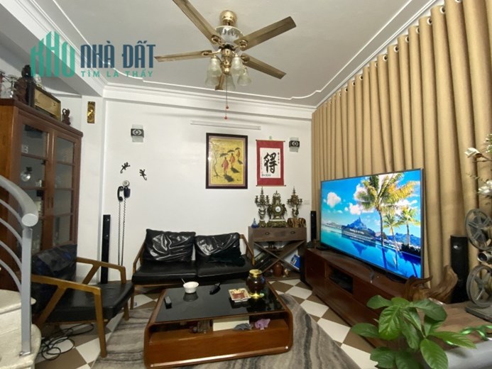 Bán nhà Yên Hoà, Cầu giấy; 44m2x5; giá 4.7 tỷ. Phương