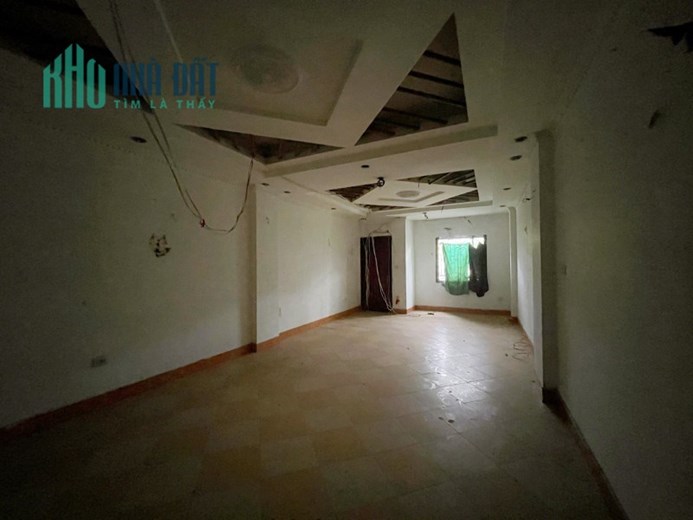 Bán nhà Mặt Phố 6XX Nguyễn Văn Cừ Long Biên chỉ 26,9 tỷ diện tích 96 m2 mặt tiền rộng