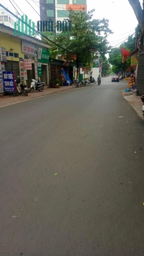 Bán nhà 5T mặt phố Ngọc Hồi Văn Điển 33m2, ô tô tránh, kinh doanh đỉnh, 4.55 tỷ.
