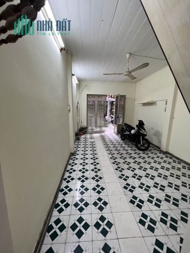 Chính Chủ Cho Thuê Nhà Nguyên Căn Ngõ Hẻm Đường Đồng Đen Quận Tân Bình Vị Trí Đẹp.