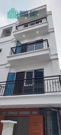 Nhà đẹp cạnh ĐH Thành Đô, lô góc, ô tô đỗ cửa, giá 2,75