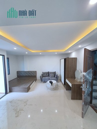 Bán CCMN Lương Thế Vinh, NTL, 120m2, 9 tầng thang máy, 38PKK, thu 2.5 tỷ/năm