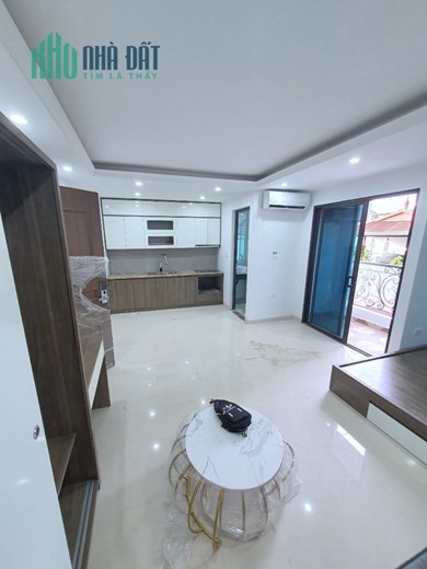 Bán CCMN Lương Thế Vinh, NTL, 120m2, 9 tầng thang máy, 38PKK, thu 2.5 tỷ/năm