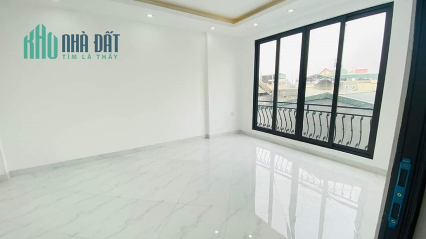 Nhà mới ở ngay sạch sẽ, 5 tầng 3 ngủ, 2,75 tỷ Khuyến Lương, HOàng Mai