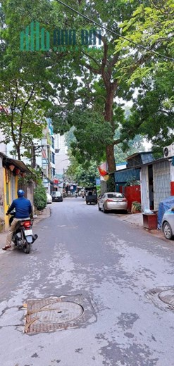 Bán nhà Lô góc Trần Phú, Hà Đông,  Ô tô cách 30m, 4Tx35m2, giá nhỉnh 4 tỷ.
