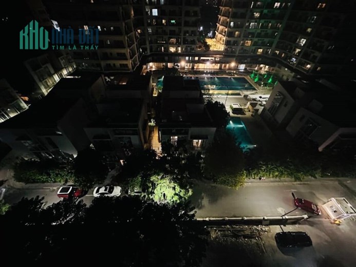 ĐẲNG CẤP MẶT PHỐ KINH DOANH BẤT CHẤP - 8 TẦNG THANG MÁY - VỈA HÈ BÓNG ĐÁ - ÔTÔ 2 CHIỀU NỘI THẤT ĐẸP