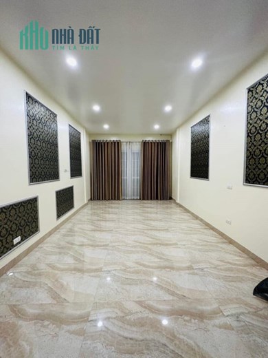 ĐẲNG CẤP MẶT PHỐ KINH DOANH BẤT CHẤP - 8 TẦNG THANG MÁY - VỈA HÈ BÓNG ĐÁ - ÔTÔ 2 CHIỀU NỘI THẤT ĐẸP
