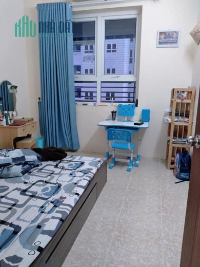 Bán CHCC Nam Trung Yên, 65m2, 2 ngủ, Chỉ 2,3 tỷ, Ban công, Nội thất đẹp, Dân trí, Tiện ích đỉnh