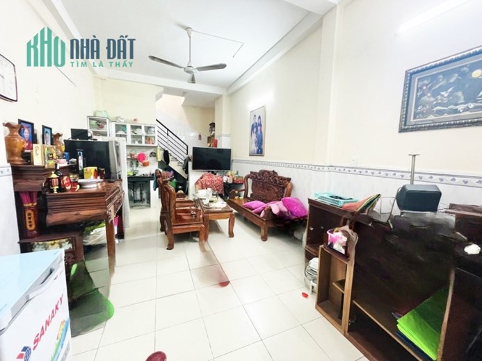 Bán nhà  Bờ Bao Tân Thắng ngay AEON TÂN PHÚ 40m2,2 tầng Nhỉnh 3 ty