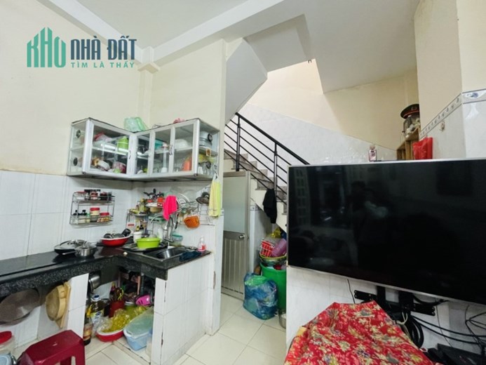 Bán nhà  Bờ Bao Tân Thắng ngay AEON TÂN PHÚ 40m2,2 tầng Nhỉnh 3 ty