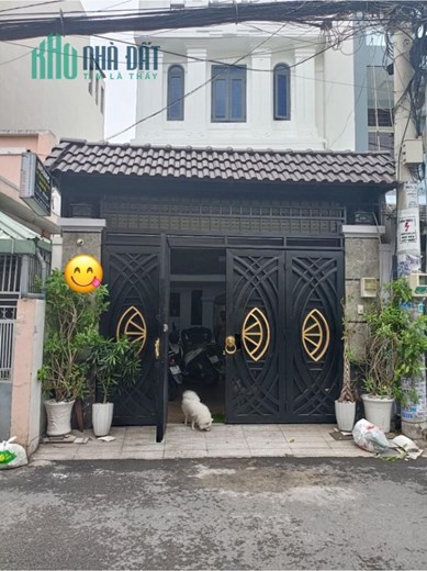 Bán nhà mặt tiền, khu vực kinh doanh sầm uất, 104m2, 5 tầng giá 12 tỷ. LH 09313331383