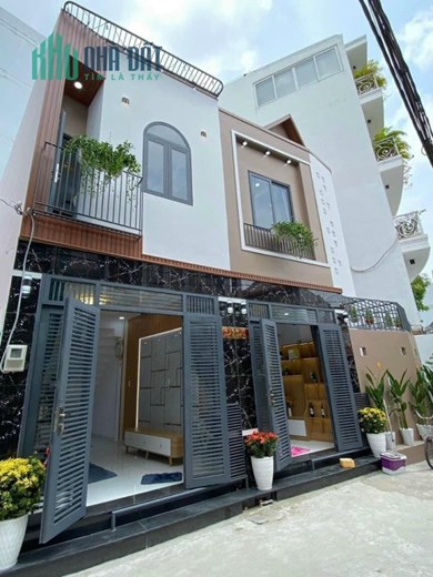 🔥🔥 SIÊU PHẨM NHÀ PHỐ NGUYỄN TUÂN P3 GÒ VẤP 🔥🔥
💰💰 Giá Bán: 4 tỷ 500 còn TL 
✅Diện tích: 3,2m x