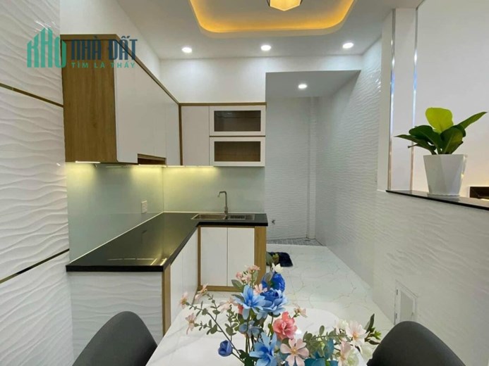 🔥🔥 SIÊU PHẨM NHÀ PHỐ NGUYỄN TUÂN P3 GÒ VẤP 🔥🔥
💰💰 Giá Bán: 4 tỷ 500 còn TL 
✅Diện tích: 3,2m x