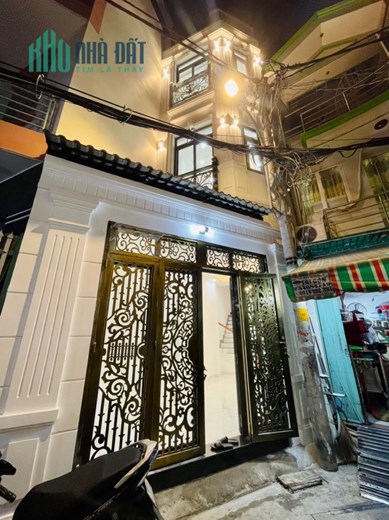 Cầu Kiệu - 270/2/25B , Phan Đình Phùng , P1 , Quận Phú Nhuận .
