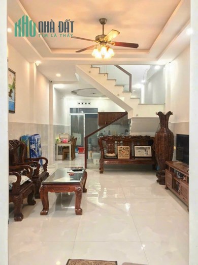 Bán nhà Đường Phạm Văn Chiêu, p14, Quận Gò Vấp.
Hẻm nhựa xe hơi 5m thông.
Dt 4x13 thực tế 4x14, 1
