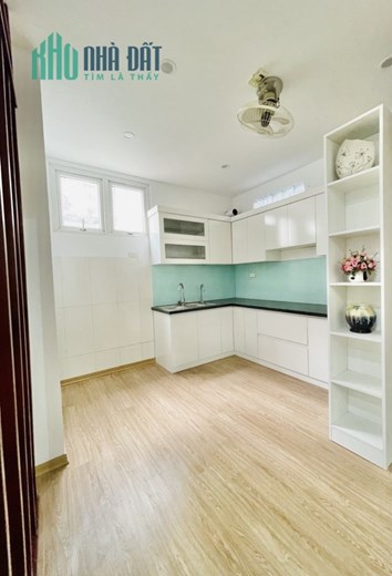 Bán nhà Minh Khai, HBT, 50m2 x 5 Tầng. Giá 6.4 tỷ TL.