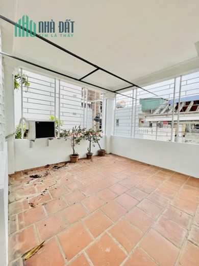 Bán nhà Minh Khai, HBT, 50m2 x 5 Tầng. Giá 6.4 tỷ TL.