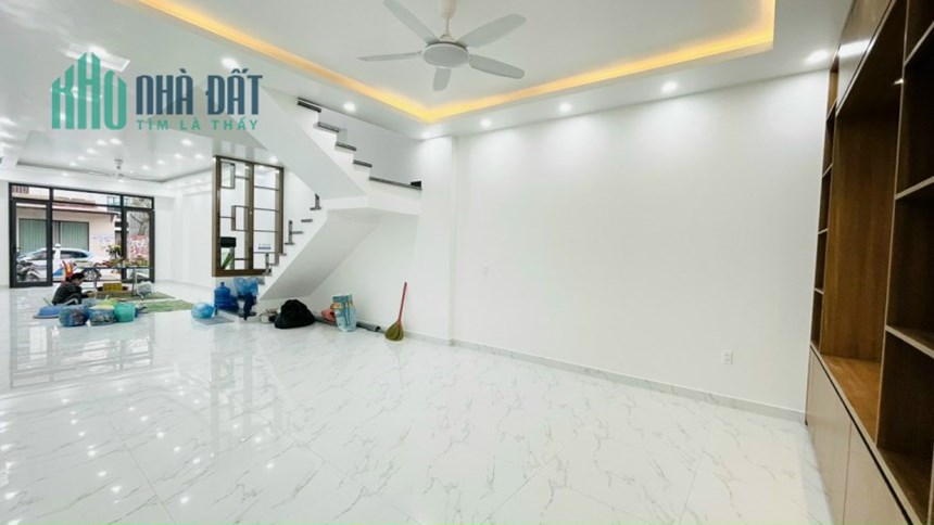 CHO THUÊ MẶT ĐƯỜNG PHƯƠNG LƯU - GẦN BIG C - XÂY MỚI - 100M2* 2 TẦNG