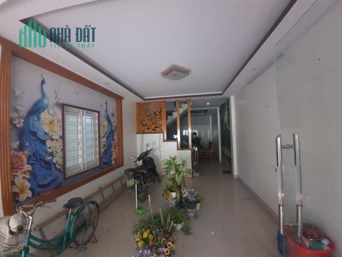 NHÀ NGÕ PHẠM TỬ NGHI - THIÊN LÔI - 4 PHÒNG NGỦ - OTO ĐỖ CỬA