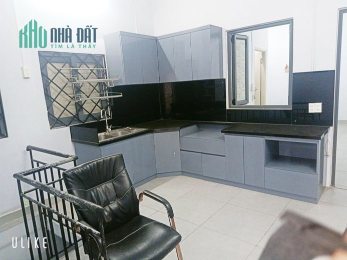 Bán gấp nhà Nguyễn Thái Sơn GV, ngay ĐHCN. 80m2, 4PN, 5WC. Chỉ 5.1 tỷ