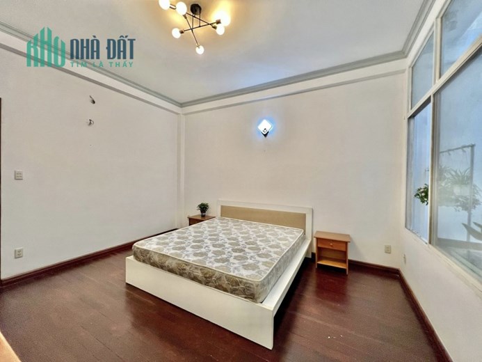 Mua ngay nhà đẹp 3L, 4.3/4.6x9 hxh 8 6m Đinh Tiên Hoàng sát Q1 giá chỉ 4.9 tỷ.