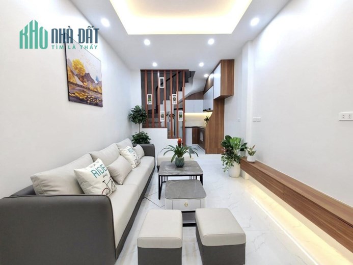 CỰC HOT !!! XEM NGAY nhà mời đẹp ở Nguyễn Ngọc Vũ Thanh Xuân 33m2, 5 tầng mới đẹp hiện đại ở ngay