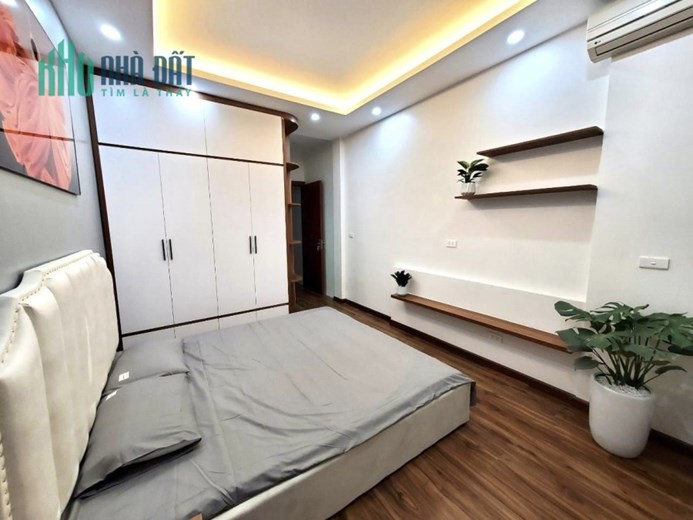 CỰC HOT !!! XEM NGAY nhà mời đẹp ở Nguyễn Ngọc Vũ Thanh Xuân 33m2, 5 tầng mới đẹp hiện đại ở ngay