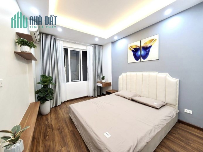 CỰC HOT !!! XEM NGAY nhà mời đẹp ở Nguyễn Ngọc Vũ Thanh Xuân 33m2, 5 tầng mới đẹp hiện đại ở ngay