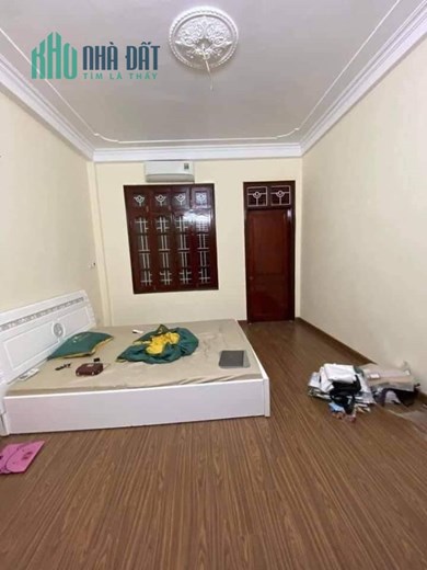 CỰC HOT !!! XEM NGAY NHÀ RIÊNG Ở HÀO NAM ĐỒNG ĐA 40M2 5 tầng đẹp, Ngõ thông thoáng, TẶNG NỘI THẤT