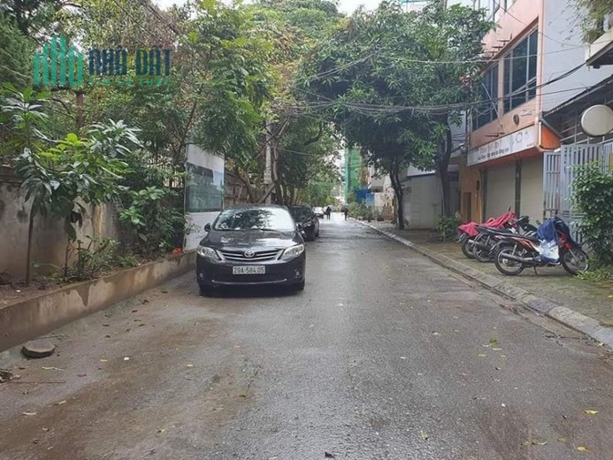 CỰC HOT !!! XEM NGAY  BÁN NHÀ RIÊNG TRUNG KÍNH YÊN HÒA 50m2, 4 tầng MT5m PHÂN LÔ VỈA HÈ, Ô TÔ TRÁNH