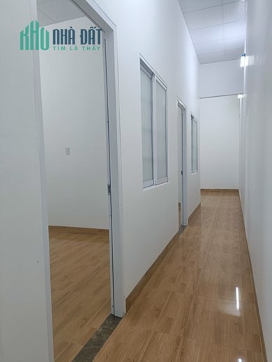 Chính chủ cần bán căn nhà P10, Lưu Trí Hứu, Vũng Tàu, DT 100m2, ngang 5m2, đường ô tô vào tận nhà