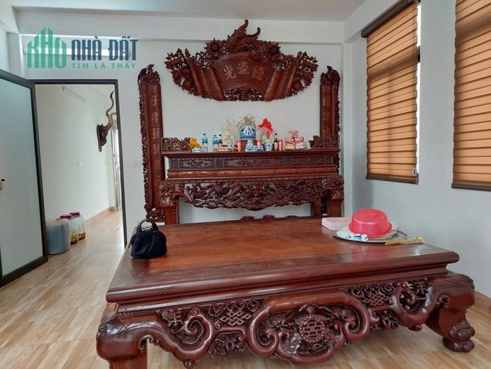 Bán nhà 168m2 phố , Tây Hồ Mặt tiền Khủng 10m Ô tô tránh 13.8 Tỷ
