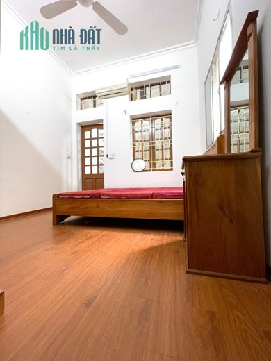 Bán nhà 162m2 ngõ 276 Nghi Tàm, Tây Hồ Mặt tiền Khủng 10m Ô tô tránh 13.2 Tỷ