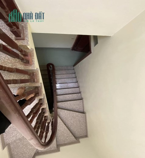 Bán nhà 66m2 4 ngủ Ngõ 276 Nghi Tàm, Tây Hồ Dân xây Ô tô đỗ cửa 4.5 Tỷ