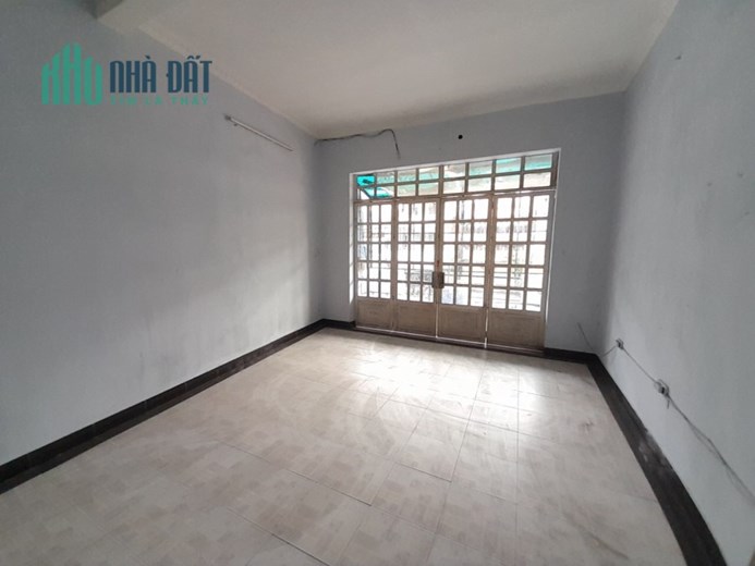 CHÍNH CHỦ Cần Bán Gấp Căn Nhà  Vị Trí Tại Quận Phú Nhuận, TP HCM