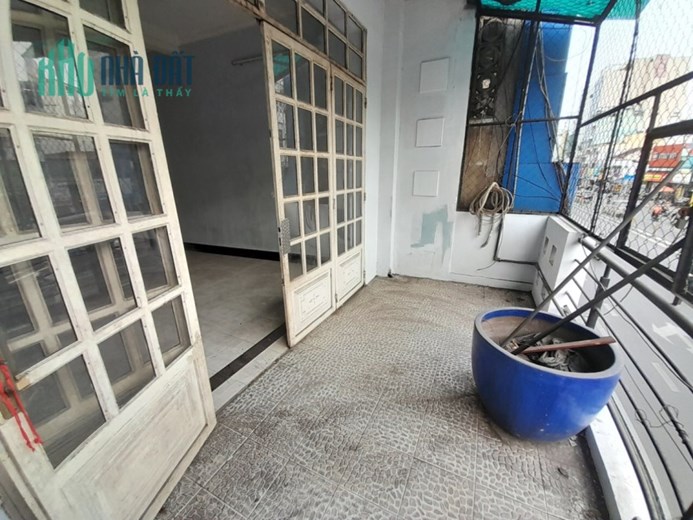 CHÍNH CHỦ Cần Bán Gấp Căn Nhà  Vị Trí Tại Quận Phú Nhuận, TP HCM