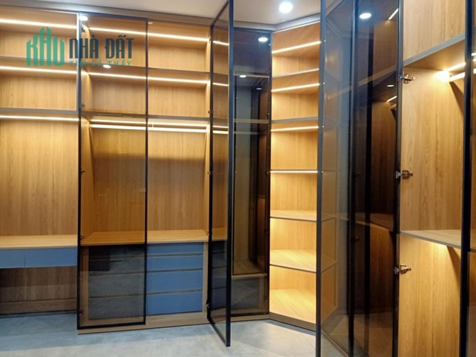 BÁN NHÀ NGUYỄN VĂN CỪ 61M2 6 TẦNG ÔTÔ THANG MÁY 11.8 TỶ