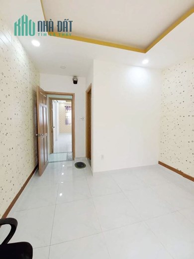 Nhà mới Đại học Nguyễn Tất Thành, Giáp Q1. 40m2, 3PN. Chỉ nhỉnh 4 tỷ