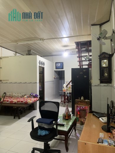 Bán Nhà Nát Ung Văn Khiêm, 126m² (5m X 25m), VIP Phường 25, Hẻm Xe Hơi 7 Chỗ