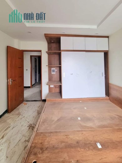 Tòa CCMN 9 tầng thang máy dt:102m2; 41 PHÒNG FULL NỘI THẤT,MẶT NGÕ THÔNG K.DOANH SẦM UẤT Giá chỉ