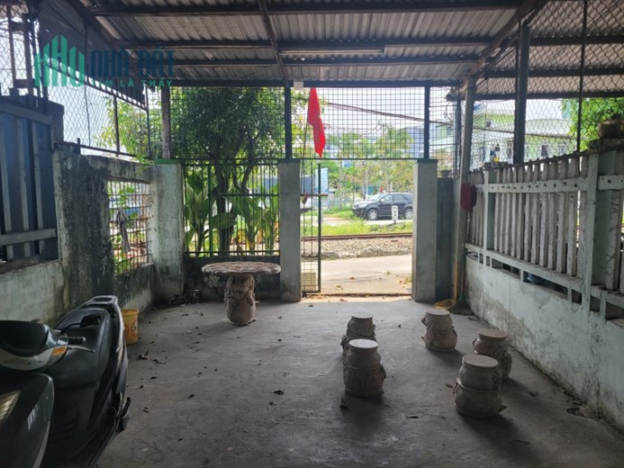Bán nhà 111,4m2 mặt tiền Bàu Trảng 7, Q.Thanh Khê, Đà Nẵng, 2.6 tỷ. Lh:0974388741.