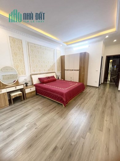 Nhà đẹp khu Đống Đa 62m 5 tầng. MT6m. Vỉa hè, Kinh doanh, Phân lô, oto. Chỉ 16 tỷ.