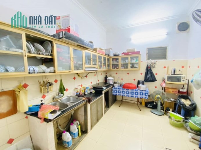 XÃ ĐÀN - DIỆN TÍCH 93M2 -  5 TẦNG -  GIÁ 17 TỶ  - ĐỐNG ĐA
XÃ ĐÀN - Ô TÔ - NGÕ THÔNG KINH DOANH -