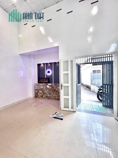 Chính chủ bán nhà mới keng, 2 tầng, 46m2 chỉ 3.2 tỷ, cách 50m ra lê trọng tấn