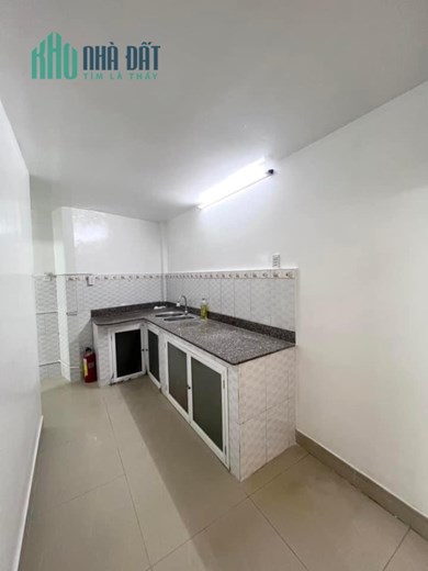 Chính chủ bán nhà mới keng, 2 tầng, 46m2 chỉ 3.2 tỷ, cách 50m ra lê trọng tấn