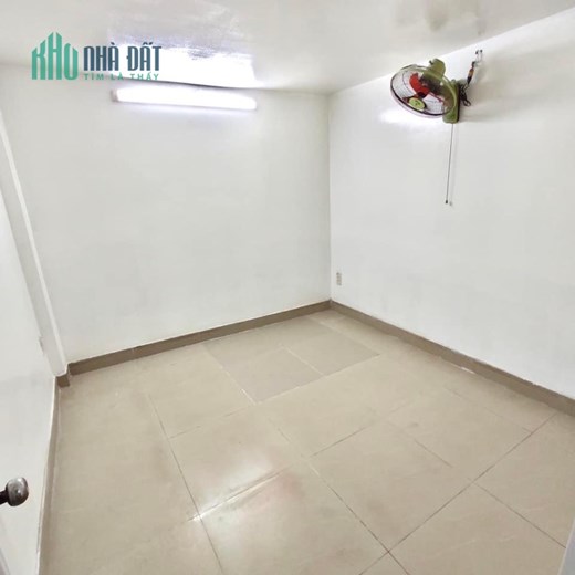Chính chủ bán nhà mới keng, 2 tầng, 46m2 chỉ 3.2 tỷ, cách 50m ra lê trọng tấn